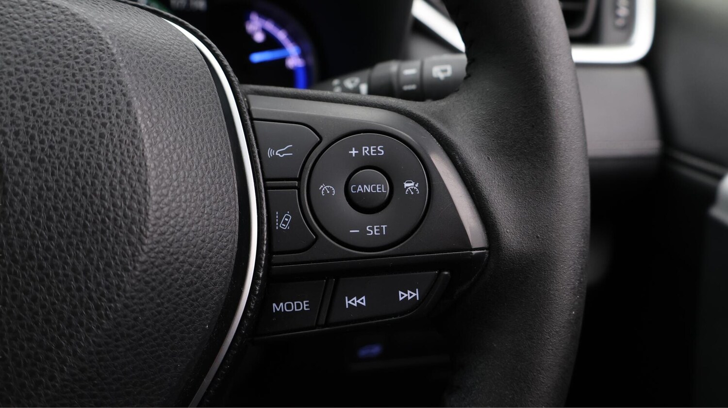 Used Toyota RAV4 for sale - 76728417: Photo 28