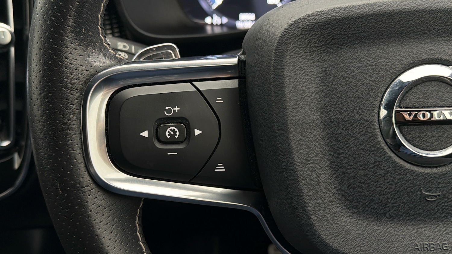 Used Volvo XC40 2019 for sale - 78053721: Photo 22