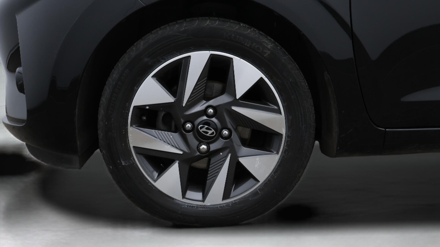 Used Hyundai i10 2024 for sale - 76632737: Photo 19