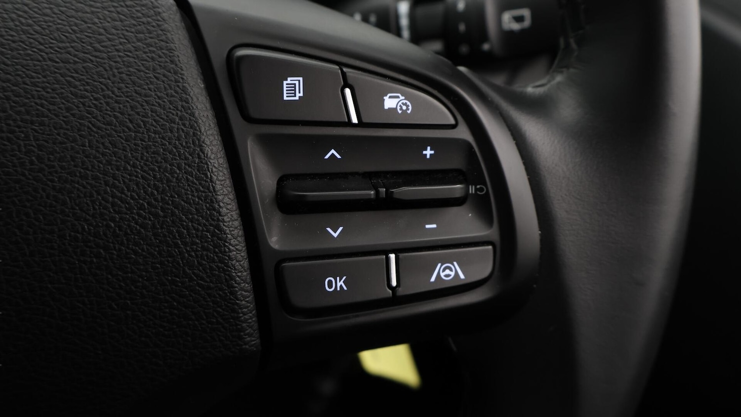 Used Hyundai i10 2024 for sale - 76632737: Photo 24