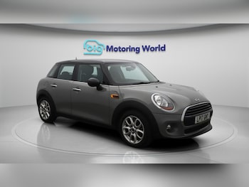 Used MINI Hatch 2017 for sale - 75838581: Photo