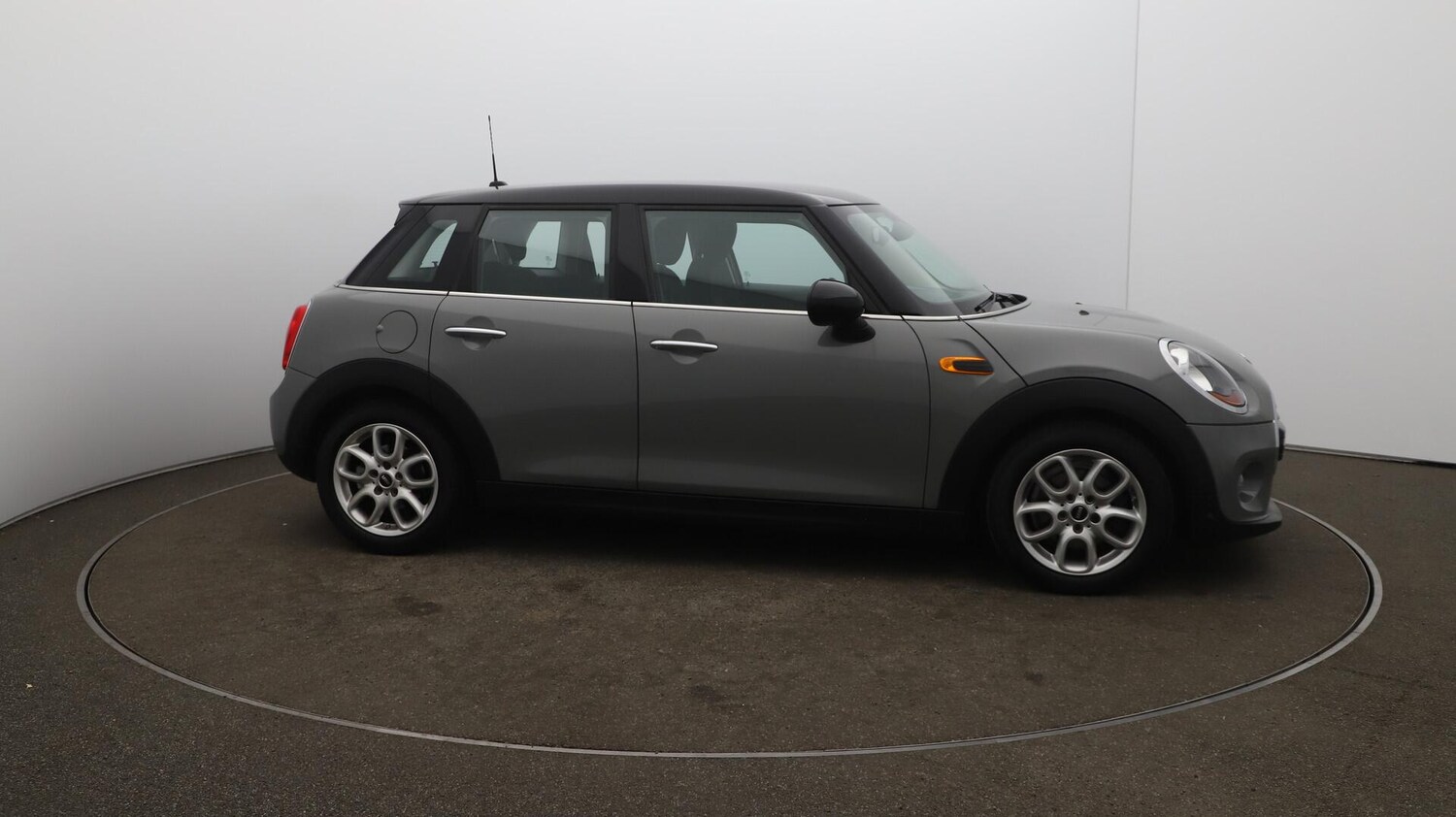 Vehicle 44