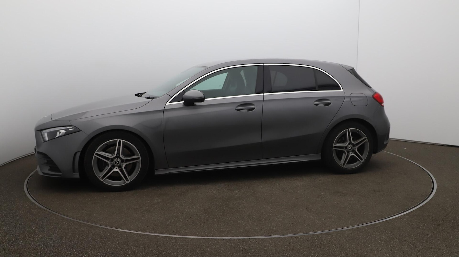 Used Mercedes-Benz A-Class 2019 for sale - 76472193: Photo 65