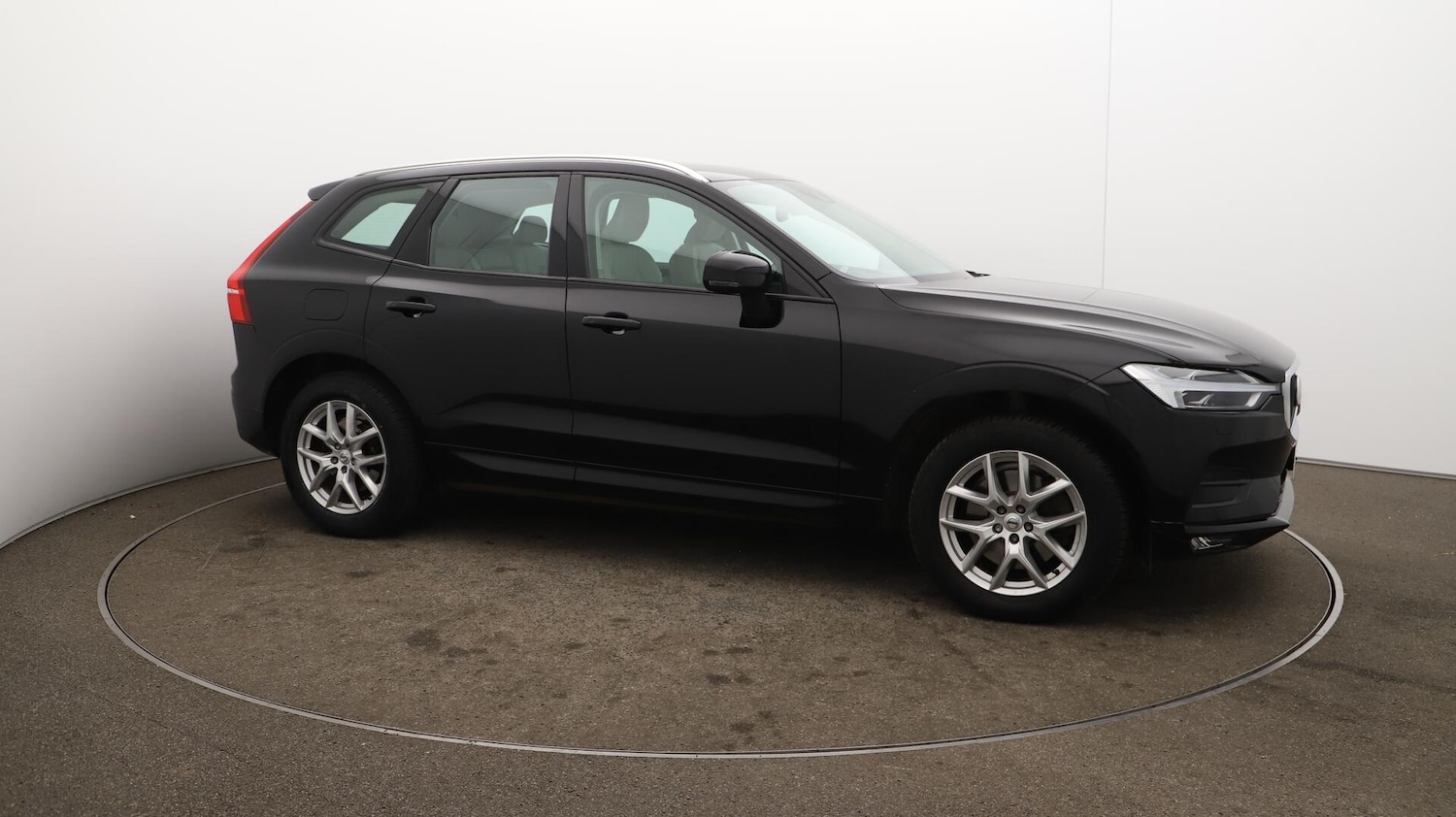 Used Volvo XC60 2018 for sale - 76121607: Photo 49