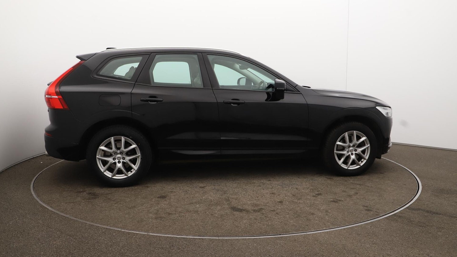 Used Volvo XC60 2018 for sale - 76121607: Photo 53