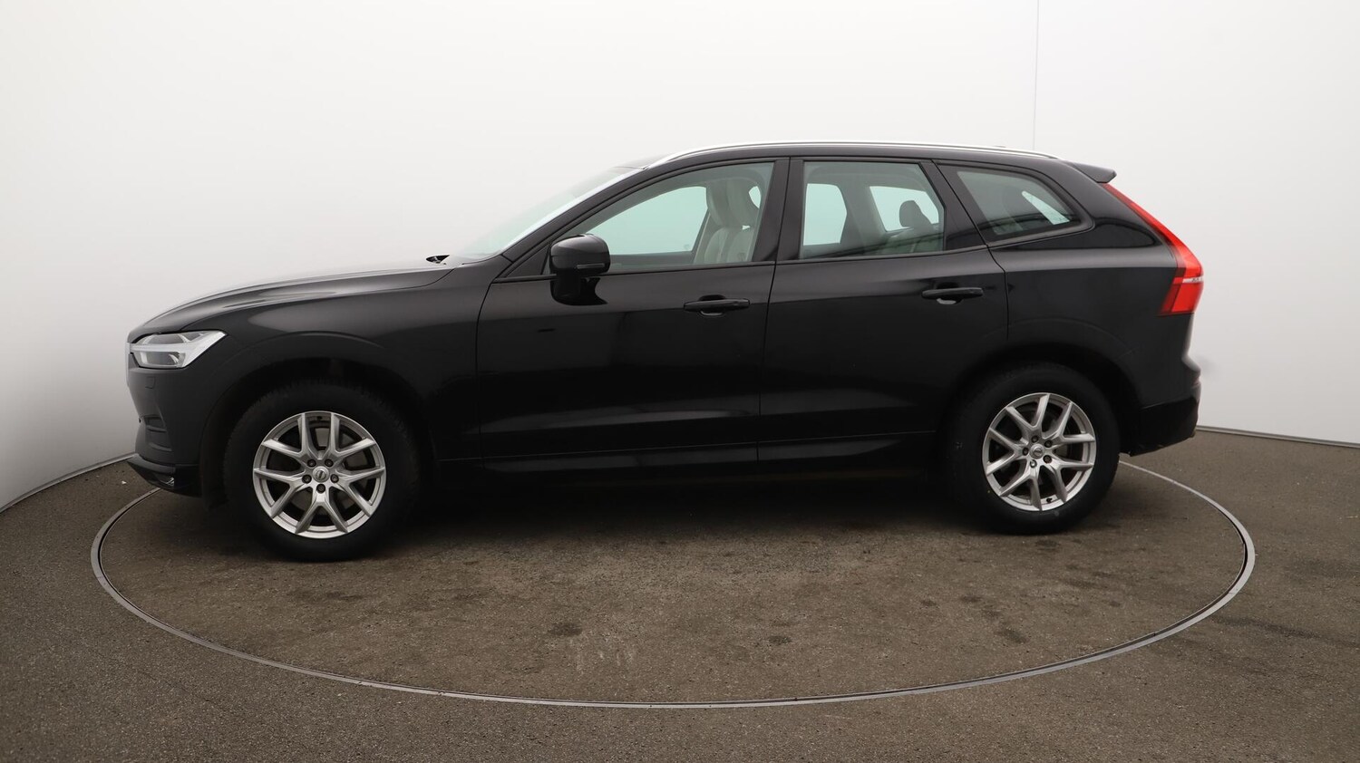Used Volvo XC60 2018 for sale - 76121607: Photo 68