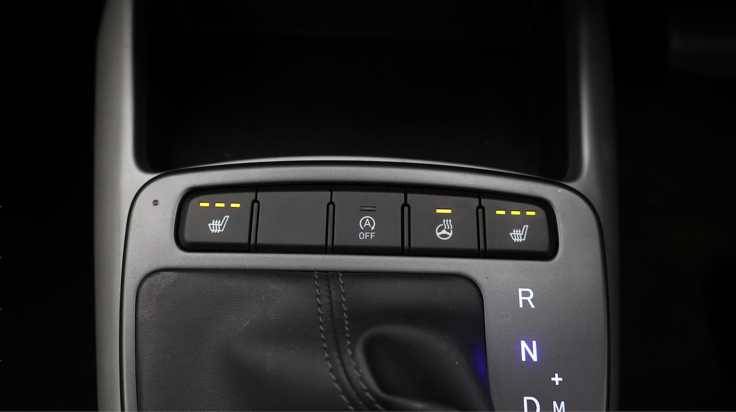 Used Hyundai i10 2023 for sale - 77902635: Photo 26