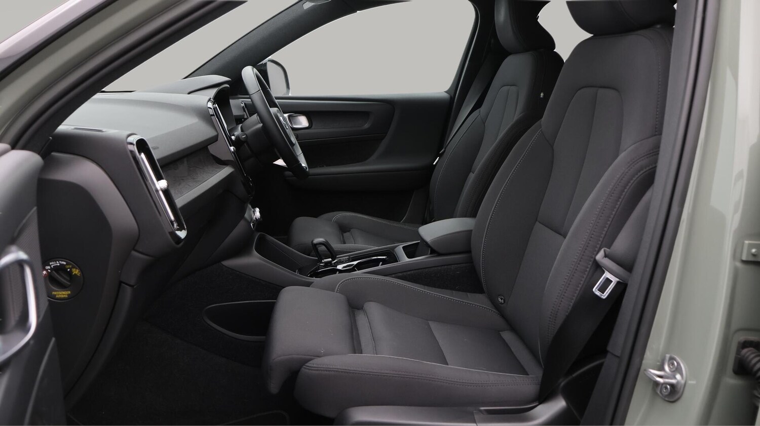 Used Volvo XC40 2022 for sale - 76659228: Photo 15