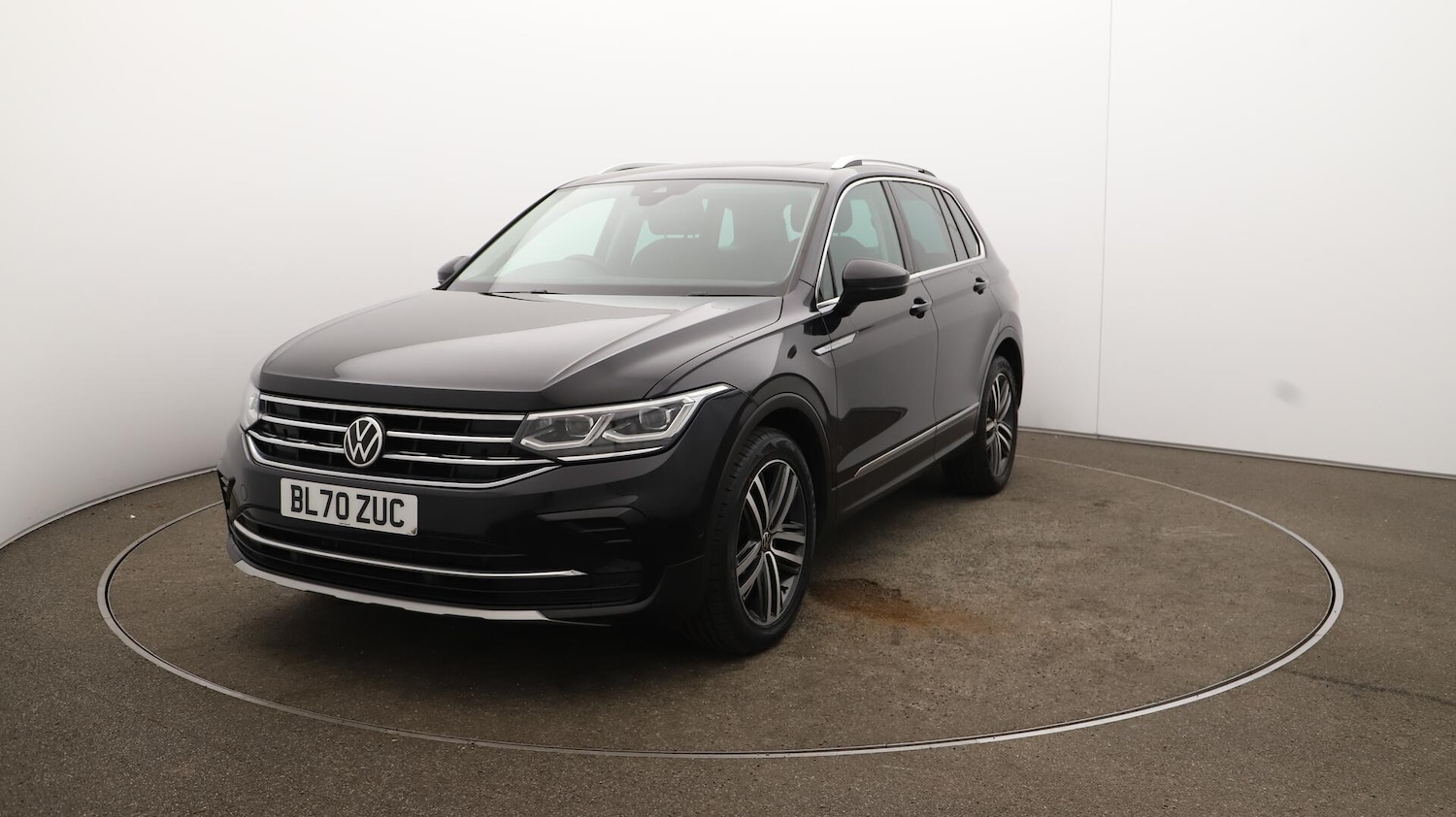 Used Volkswagen Tiguan 2020 for sale - 76084535: Photo 40