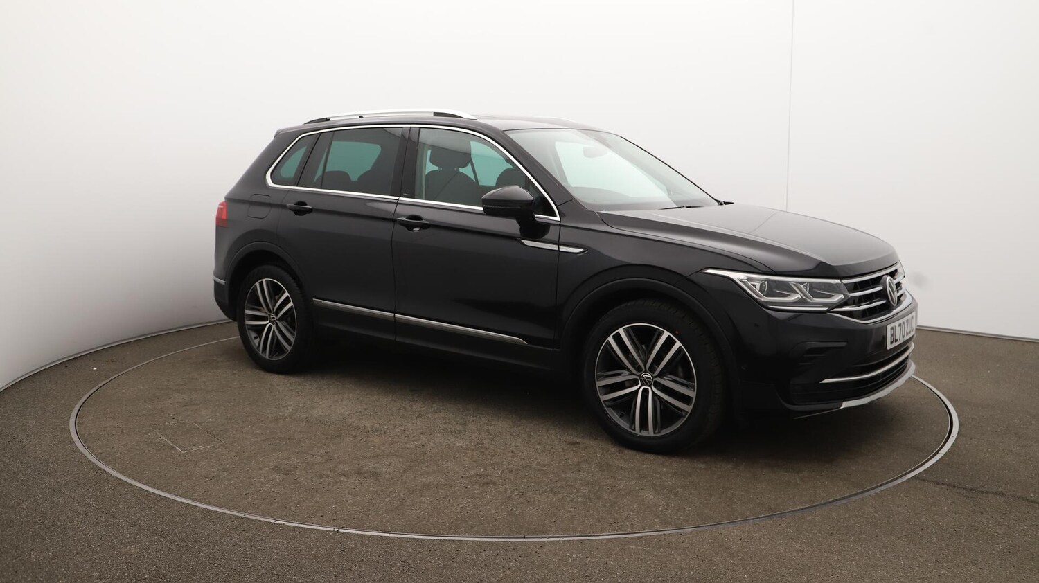 Used Volkswagen Tiguan 2020 for sale - 76084535: Photo 48