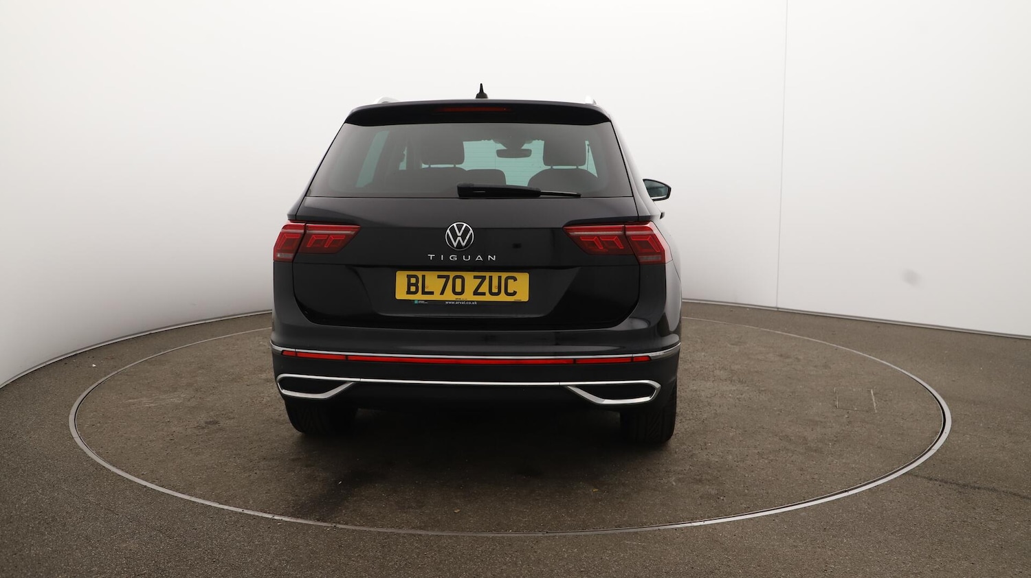 Used Volkswagen Tiguan 2020 for sale - 76084535: Photo 60