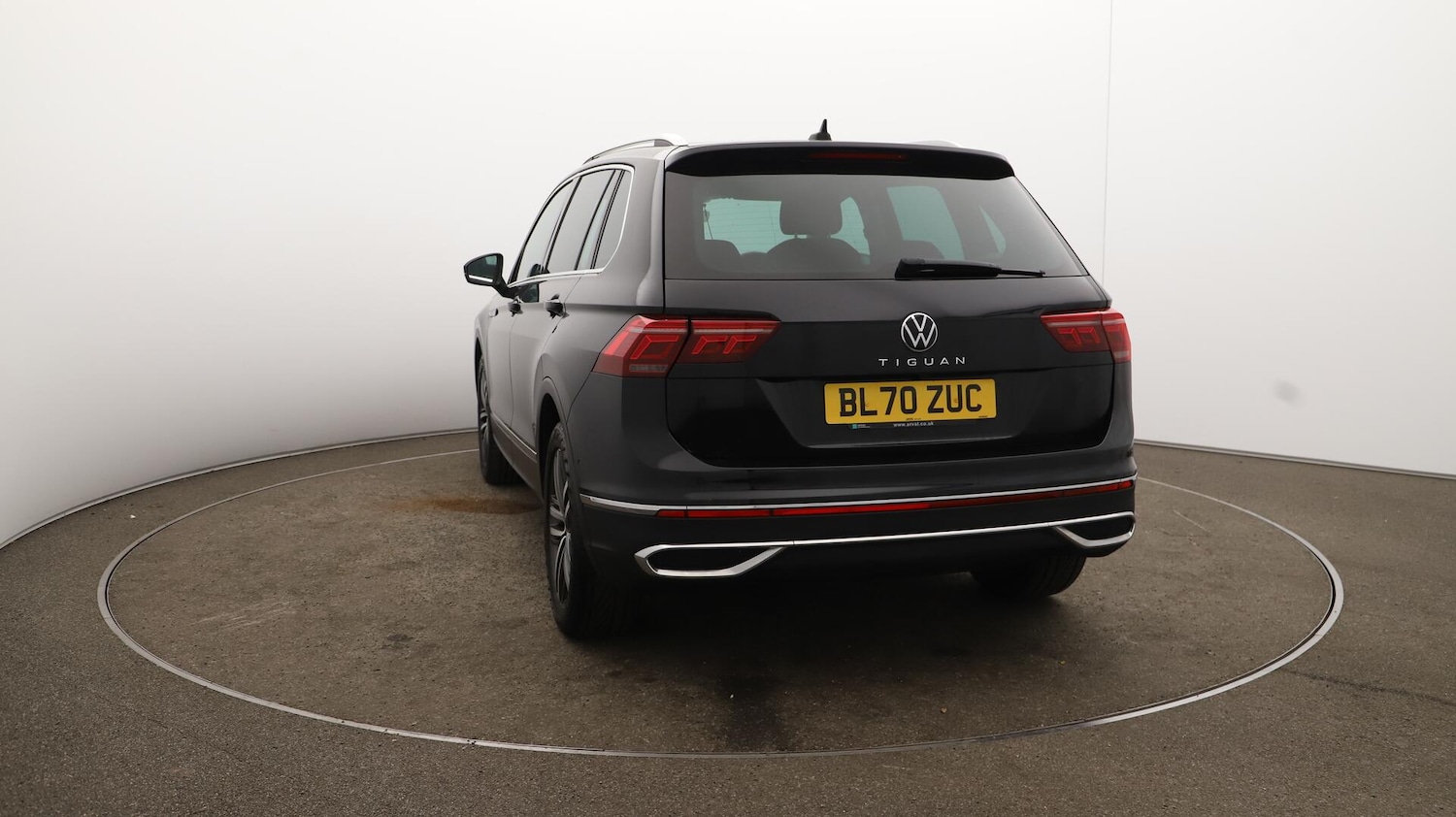 Used Volkswagen Tiguan 2020 for sale - 76084535: Photo 63