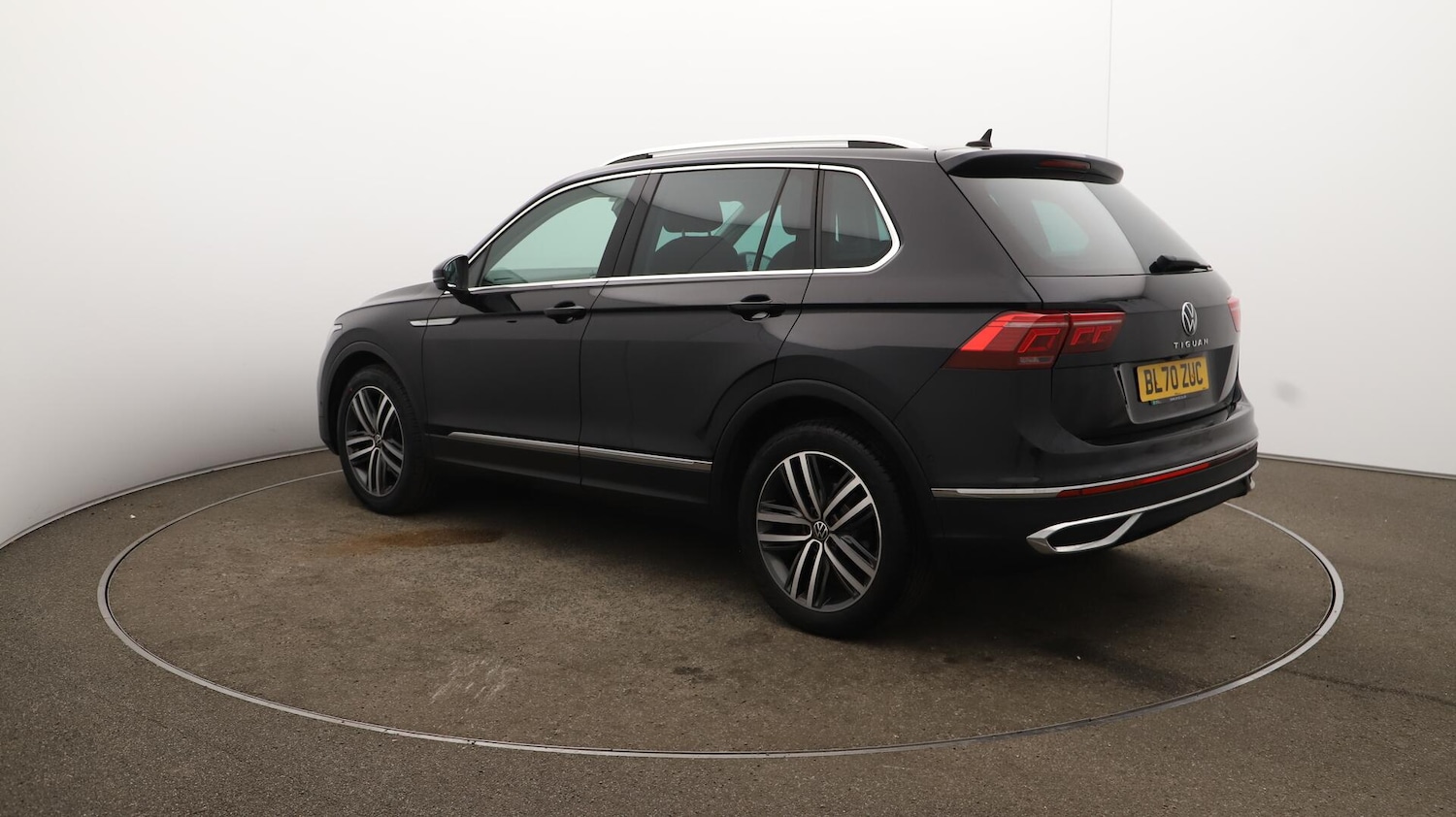 Used Volkswagen Tiguan 2020 for sale - 76084535: Photo 66