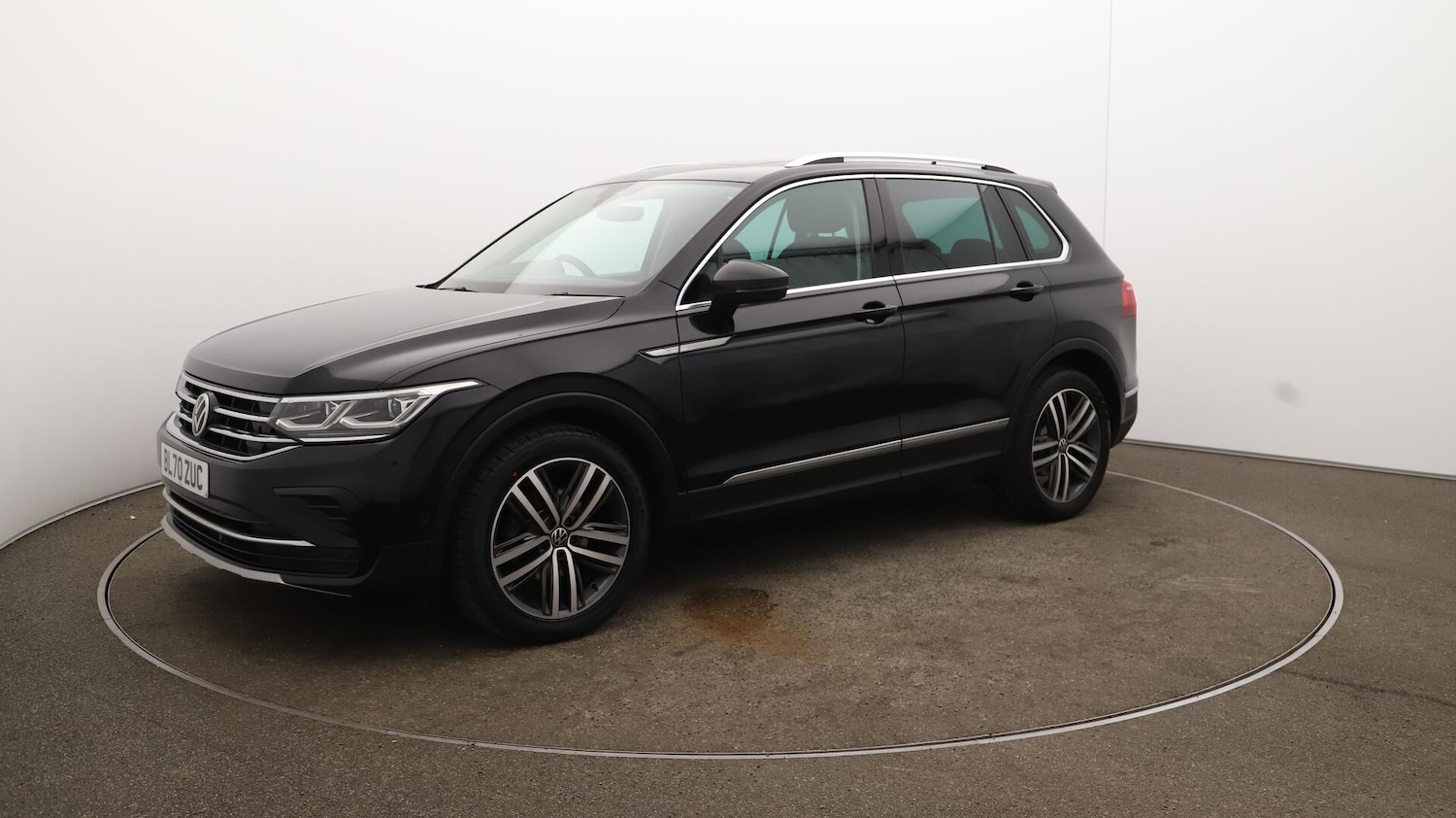 Used Volkswagen Tiguan 2020 for sale - 76084535: Photo 71