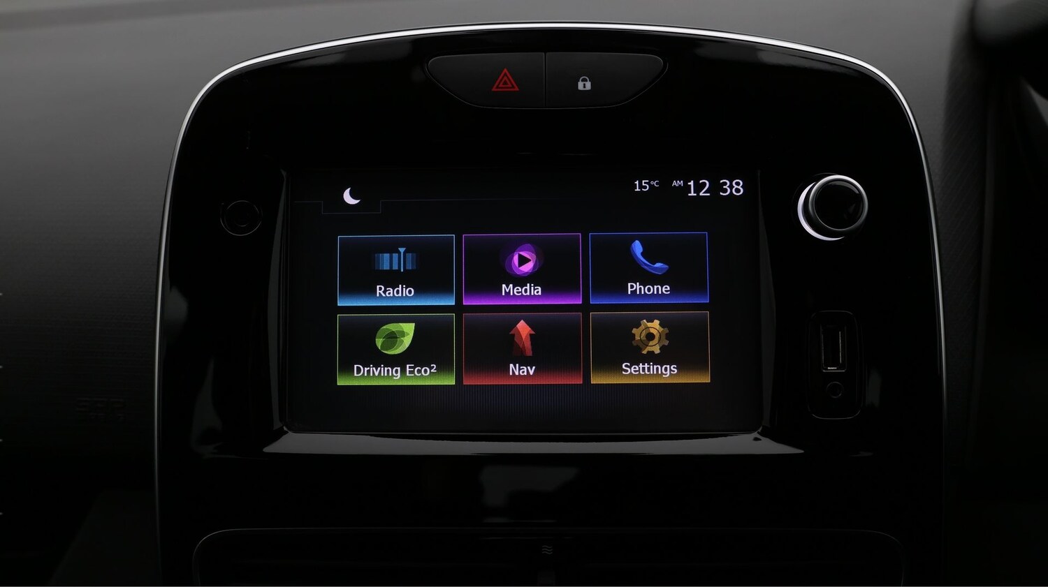 Used Renault Clio 2018 for sale - 77729801: Photo 11