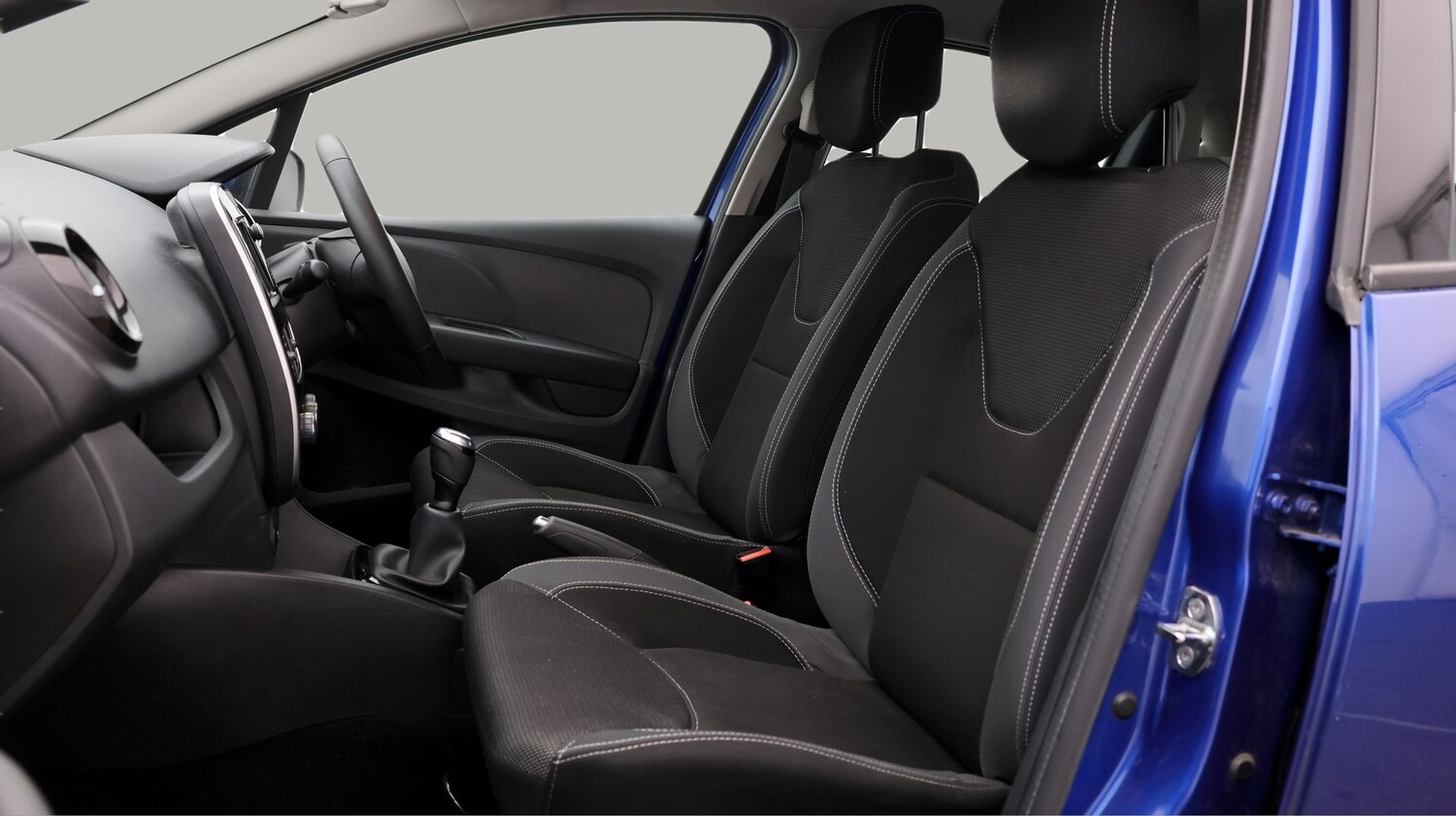 Used Renault Clio 2018 for sale - 77729801: Photo 14