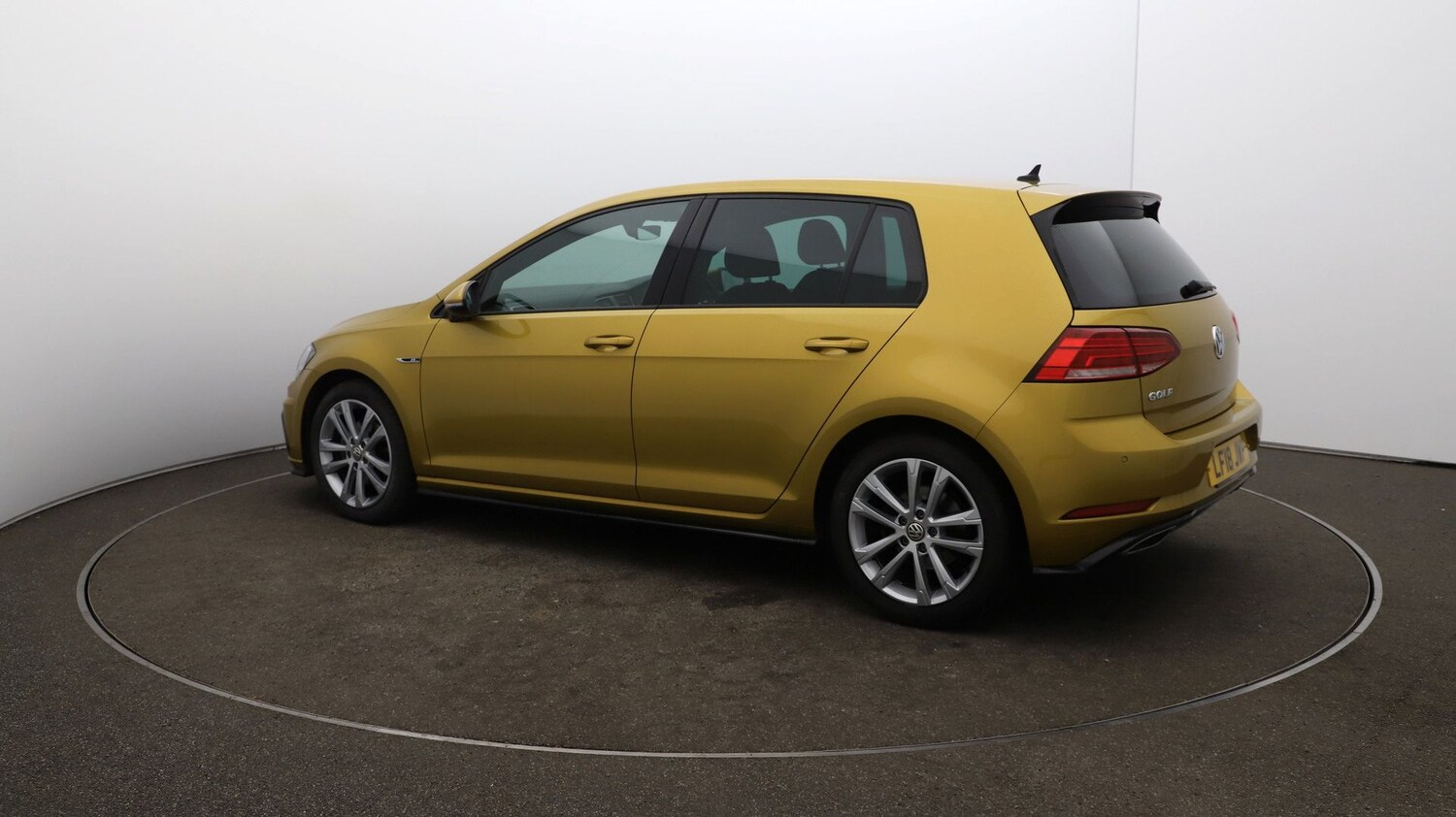 Used Volkswagen Golf for sale - 76810140: Photo 31