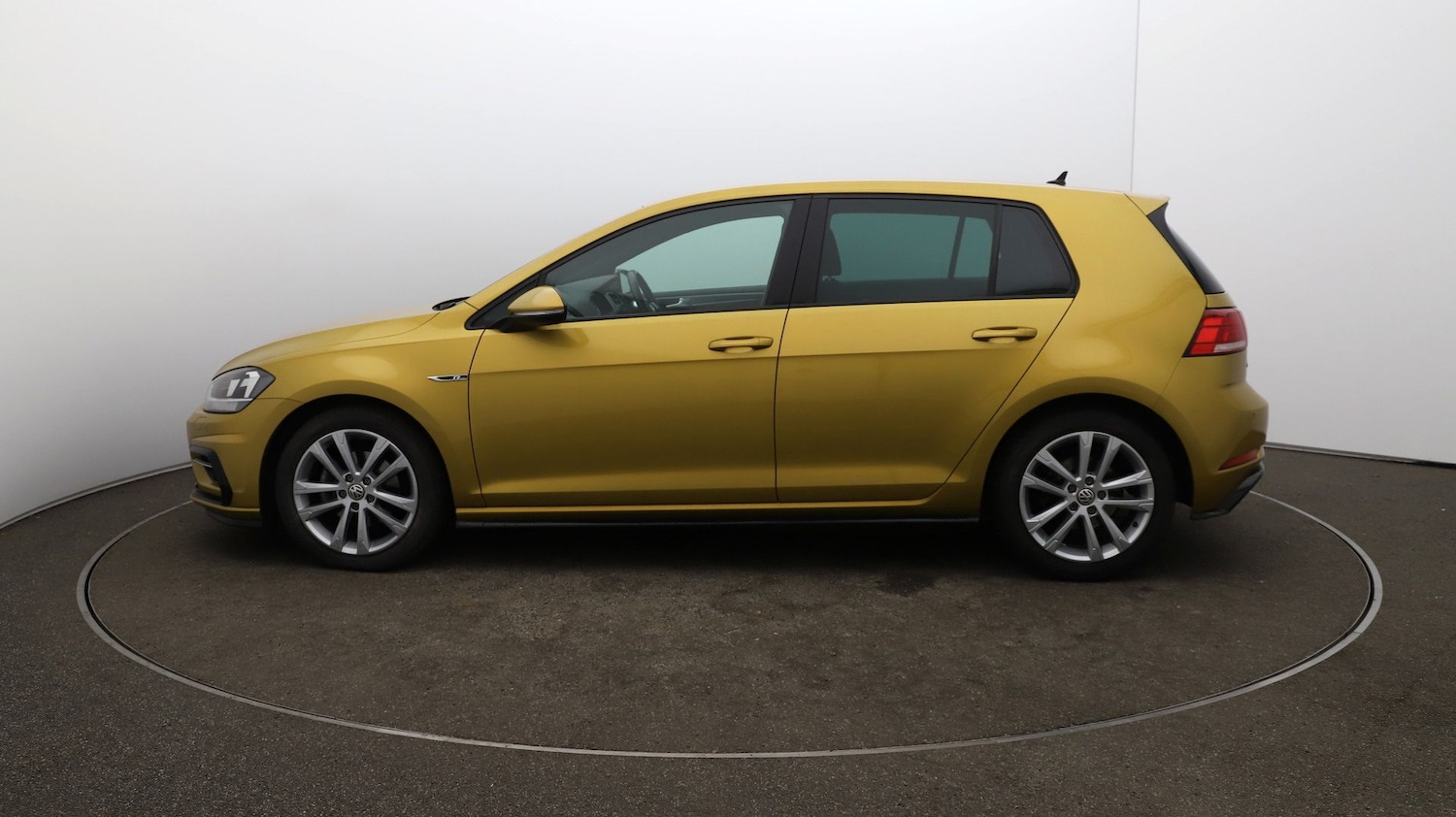 Used Volkswagen Golf for sale - 76810140: Photo 59