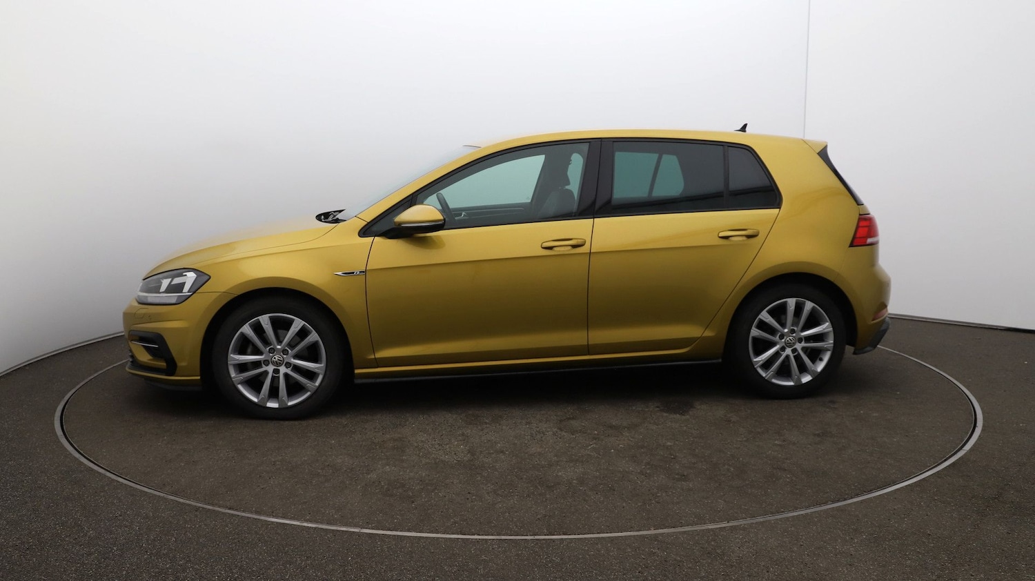 Used Volkswagen Golf for sale - 76810140: Photo 60