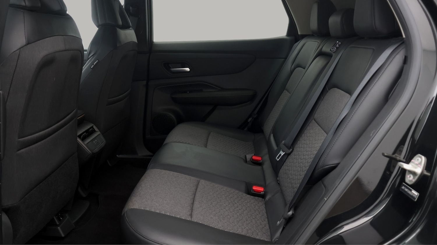 Used Nissan ARIYA 2022 for sale - 77747539: Photo 16