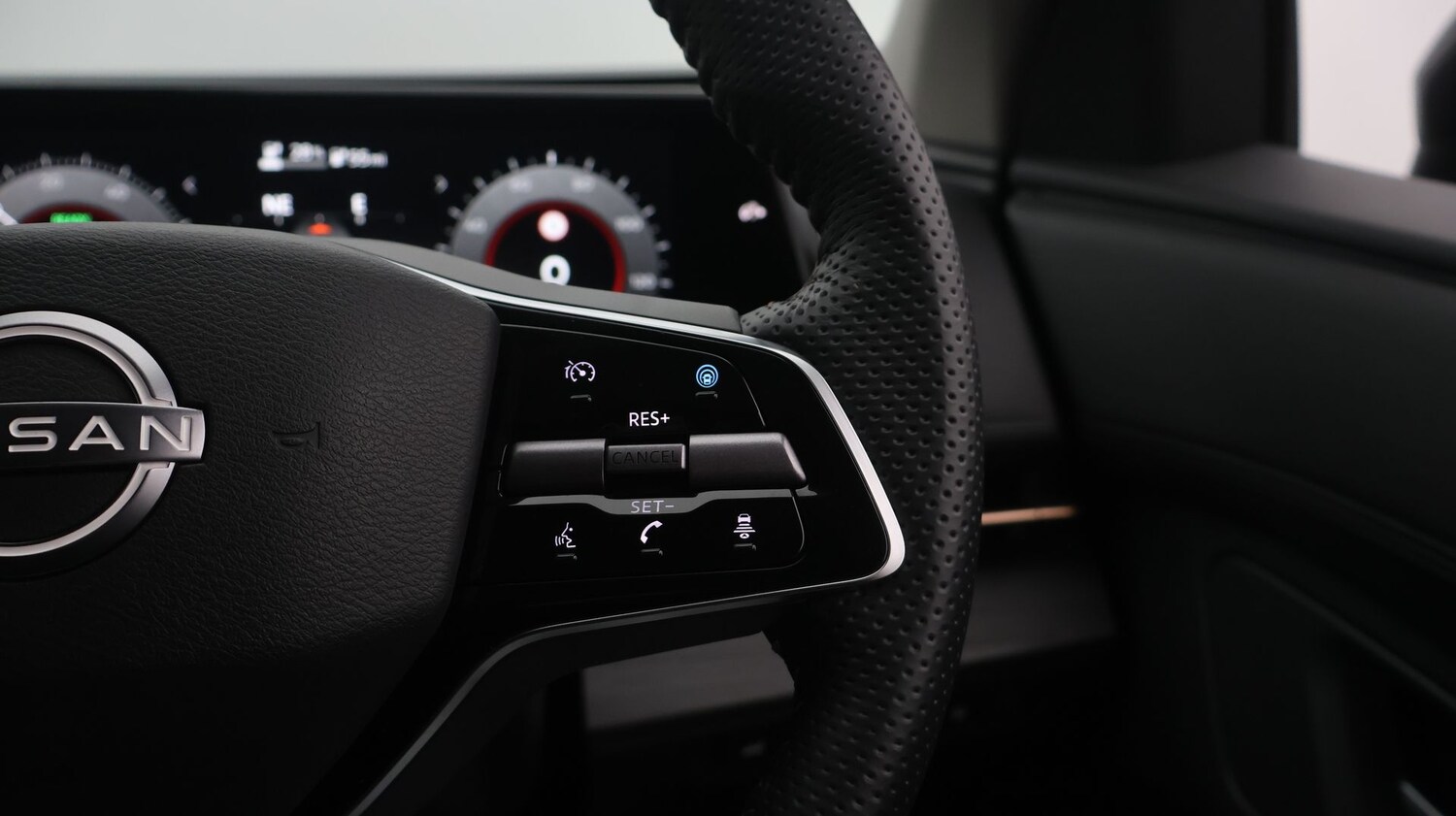 Used Nissan ARIYA 2022 for sale - 77747539: Photo 25