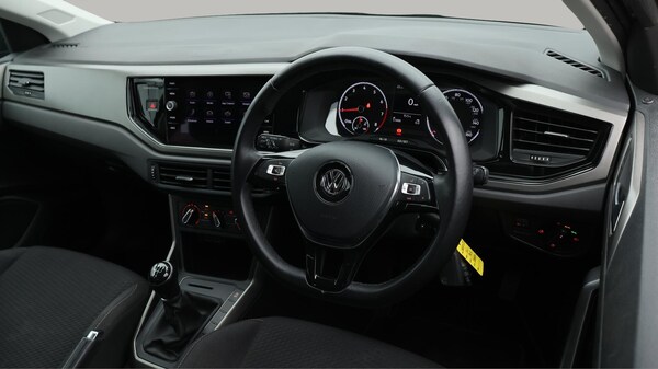 Used Volkswagen Polo 2018 for sale - 76138173: Photo 10