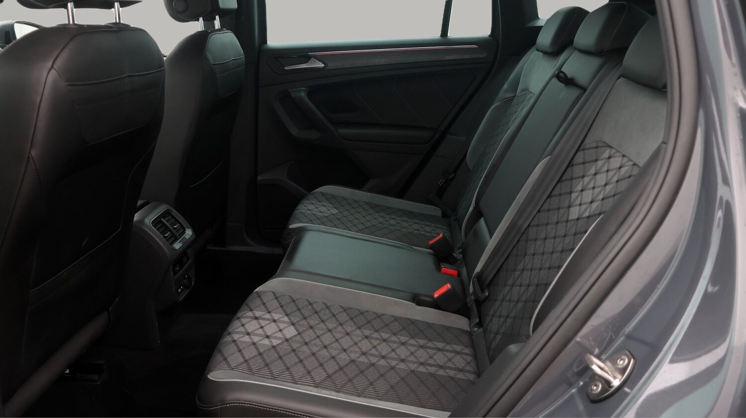 Used Volkswagen Tiguan for sale - 77871847: Photo 16