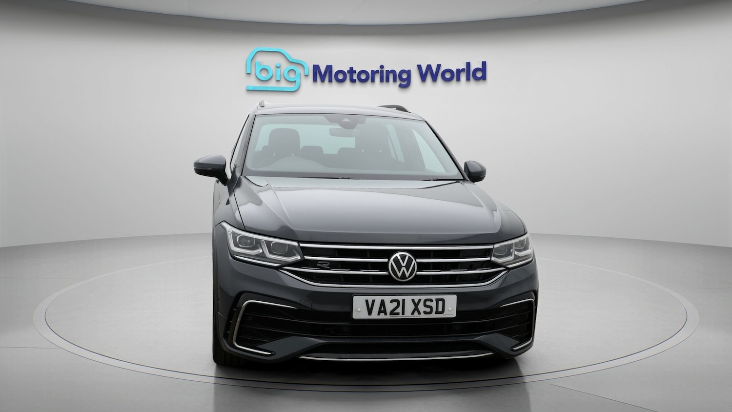 Used Volkswagen Tiguan for sale - 77871847: Photo 2