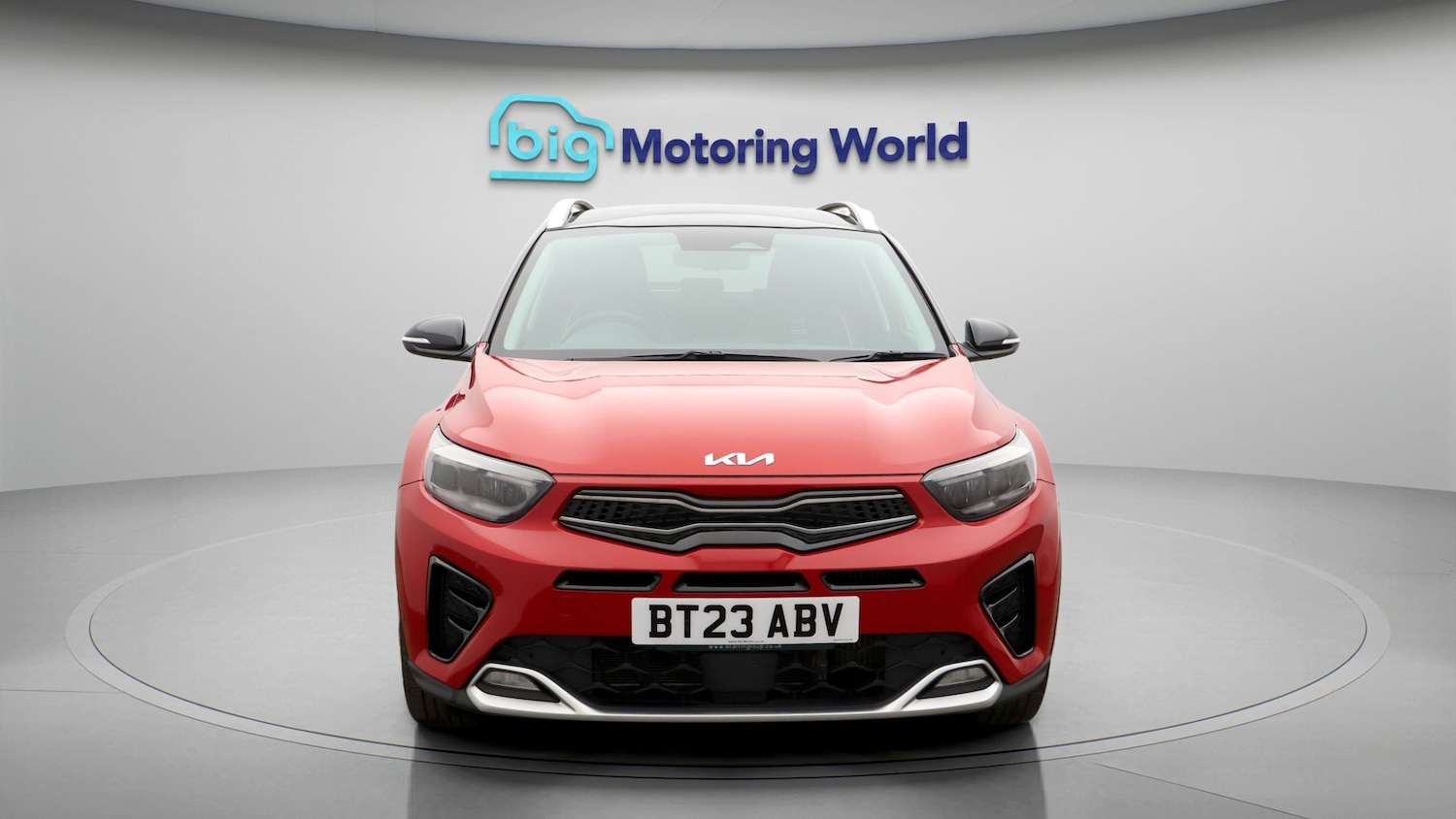 Used Kia Stonic 2023 for sale - 77225625: Photo 2