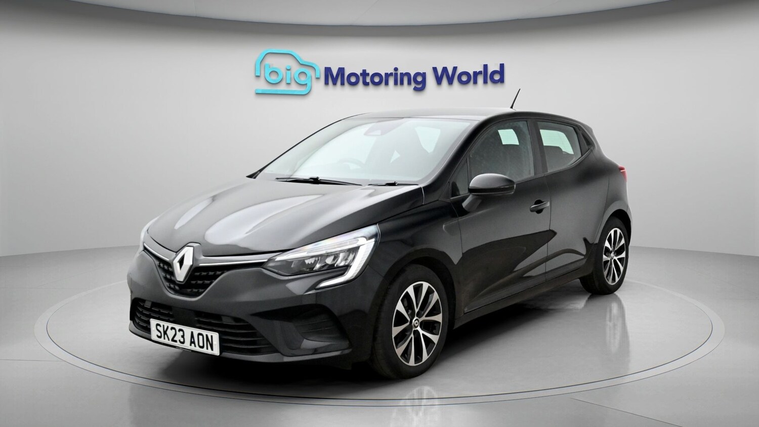 Used Renault Clio 2023 for sale - 77998161: Photo 3