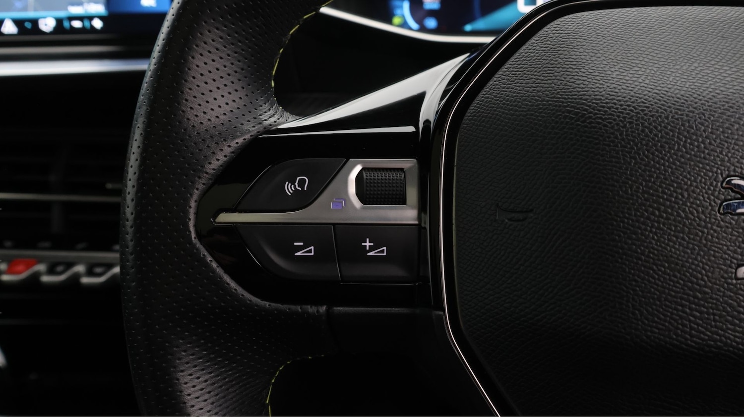 Used Peugeot 2008 2021 for sale - 77610523: Photo 23