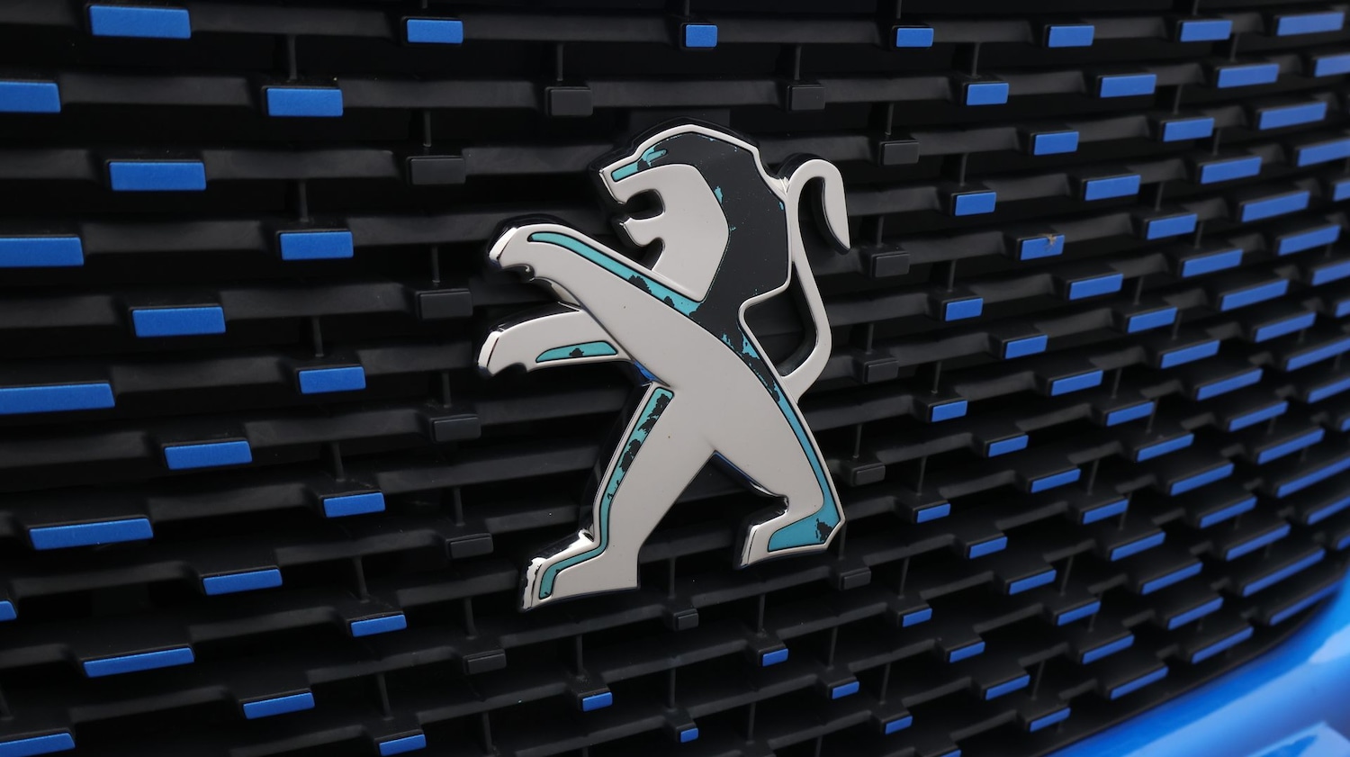 Used Peugeot 2008 2021 for sale - 77610523: Photo 28