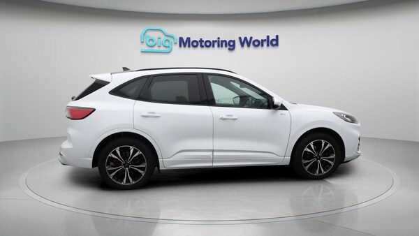Used Ford Kuga 2022 for sale - 75430604: Photo 9