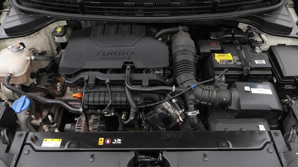 Used Kia Stonic 2021 for sale - 76159225: Photo 13