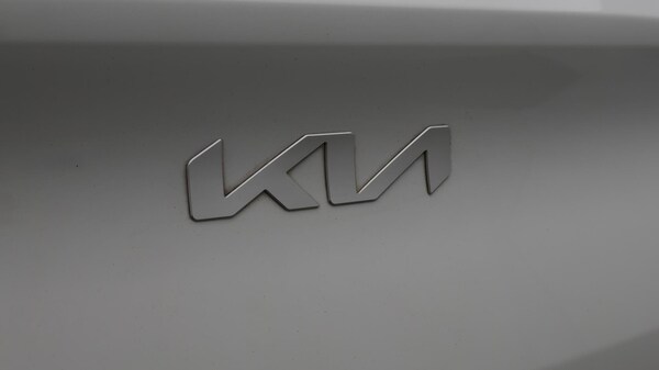 Used Kia Stonic 2021 for sale - 76159225: Photo 16