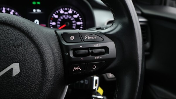 Used Kia Stonic 2021 for sale - 76159225: Photo 18