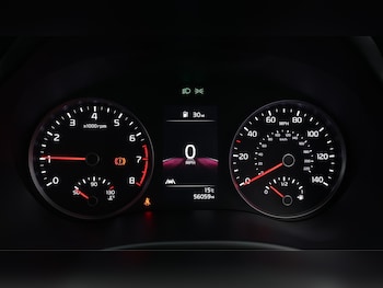 Used Kia Stonic 2021 for sale - 76159225: Photo 4