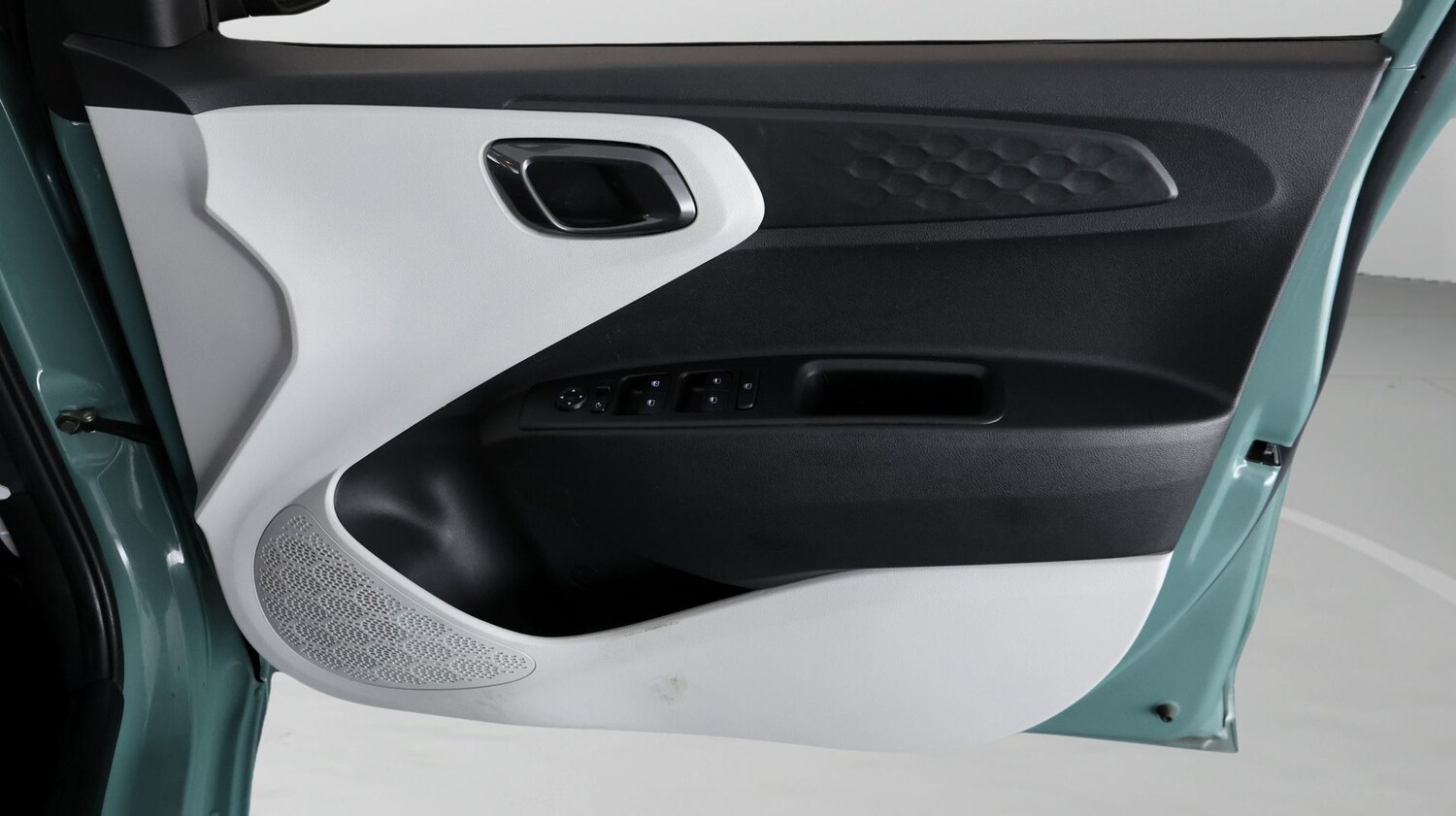 Used Hyundai i10 2024 for sale - 77934851: Photo 14