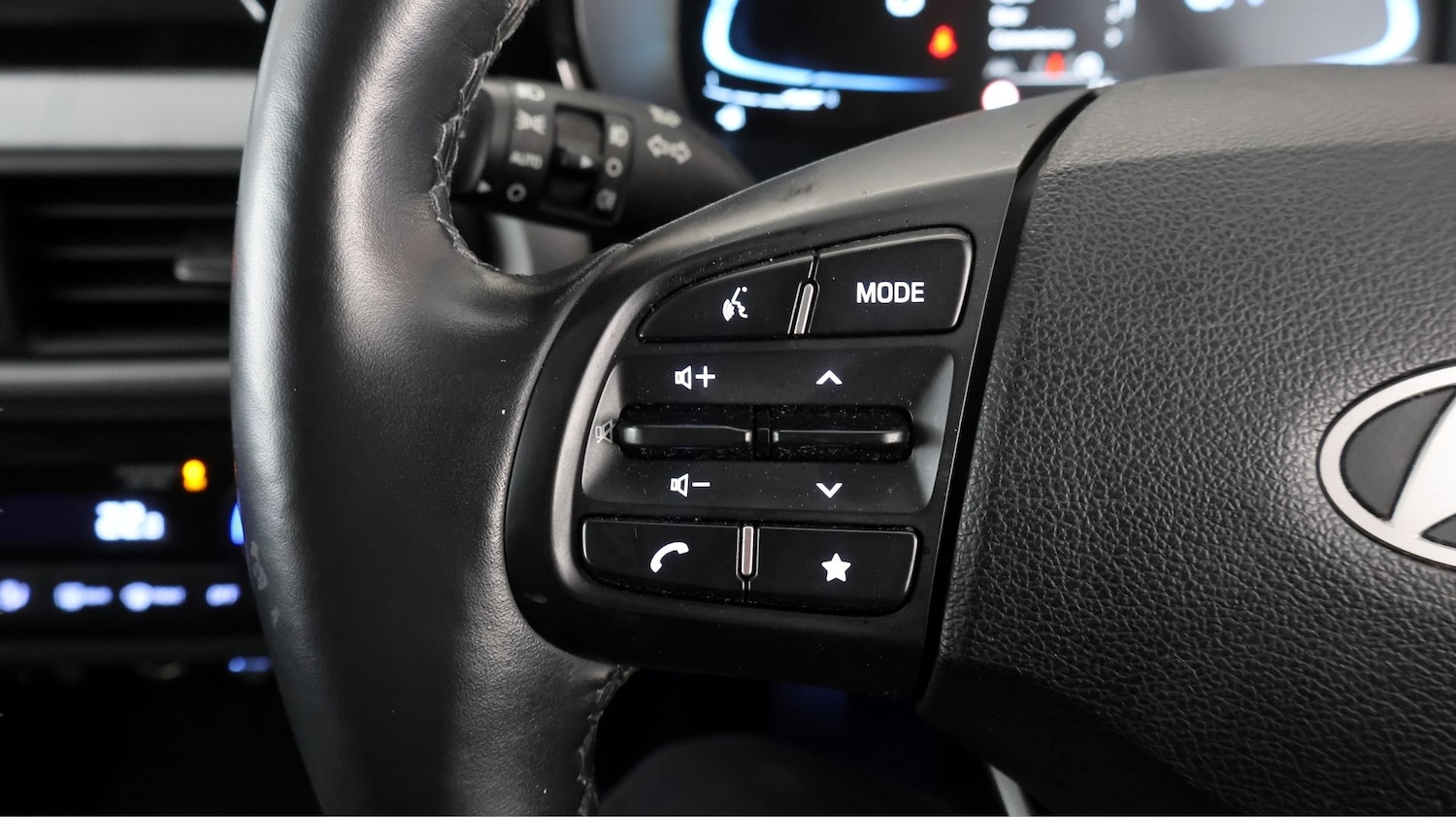 Used Hyundai i10 2024 for sale - 77934851: Photo 19