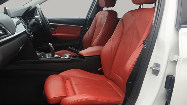 Used BMW 3 Series 2017 for sale - 76227982: Photo 15