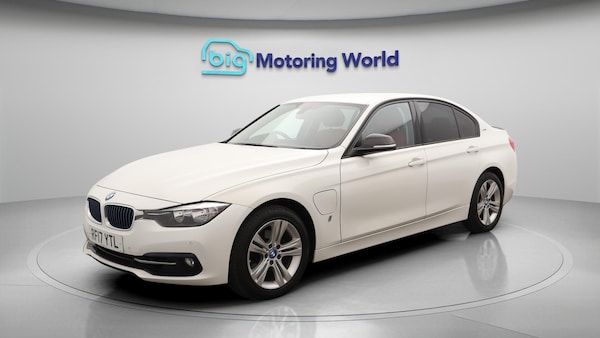Used BMW 3 Series 2017 for sale - 76227982: Photo 4