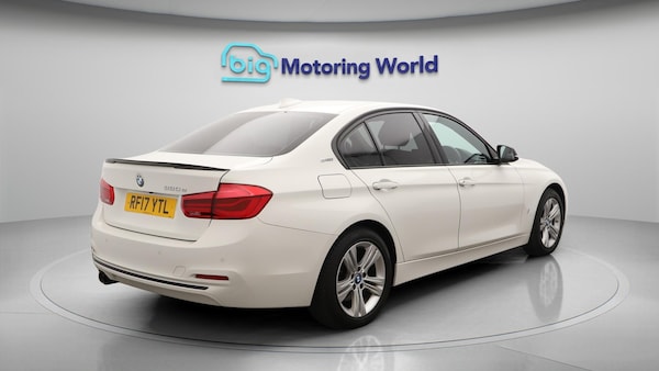 Used BMW 3 Series 2017 for sale - 76227982: Photo 8