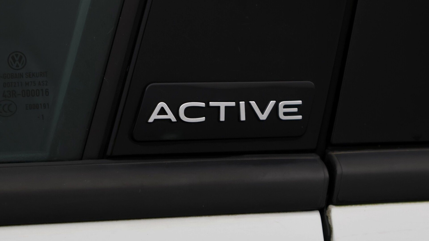 Used Volkswagen T-Roc 2021 for sale - 77610316: Photo 20