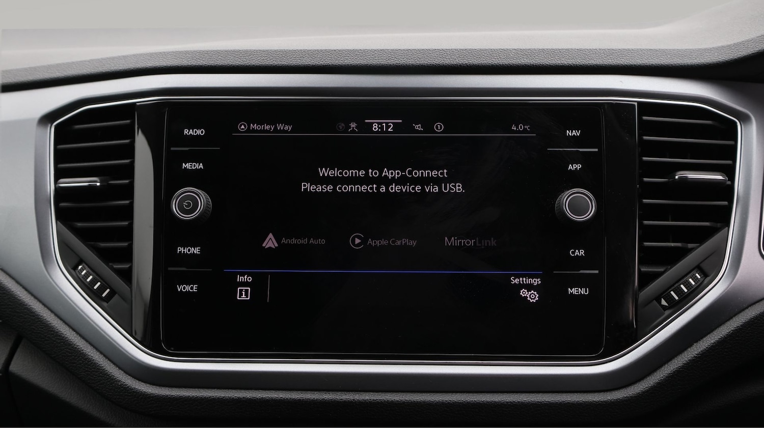 Used Volkswagen T-Roc 2021 for sale - 77610316: Photo 23