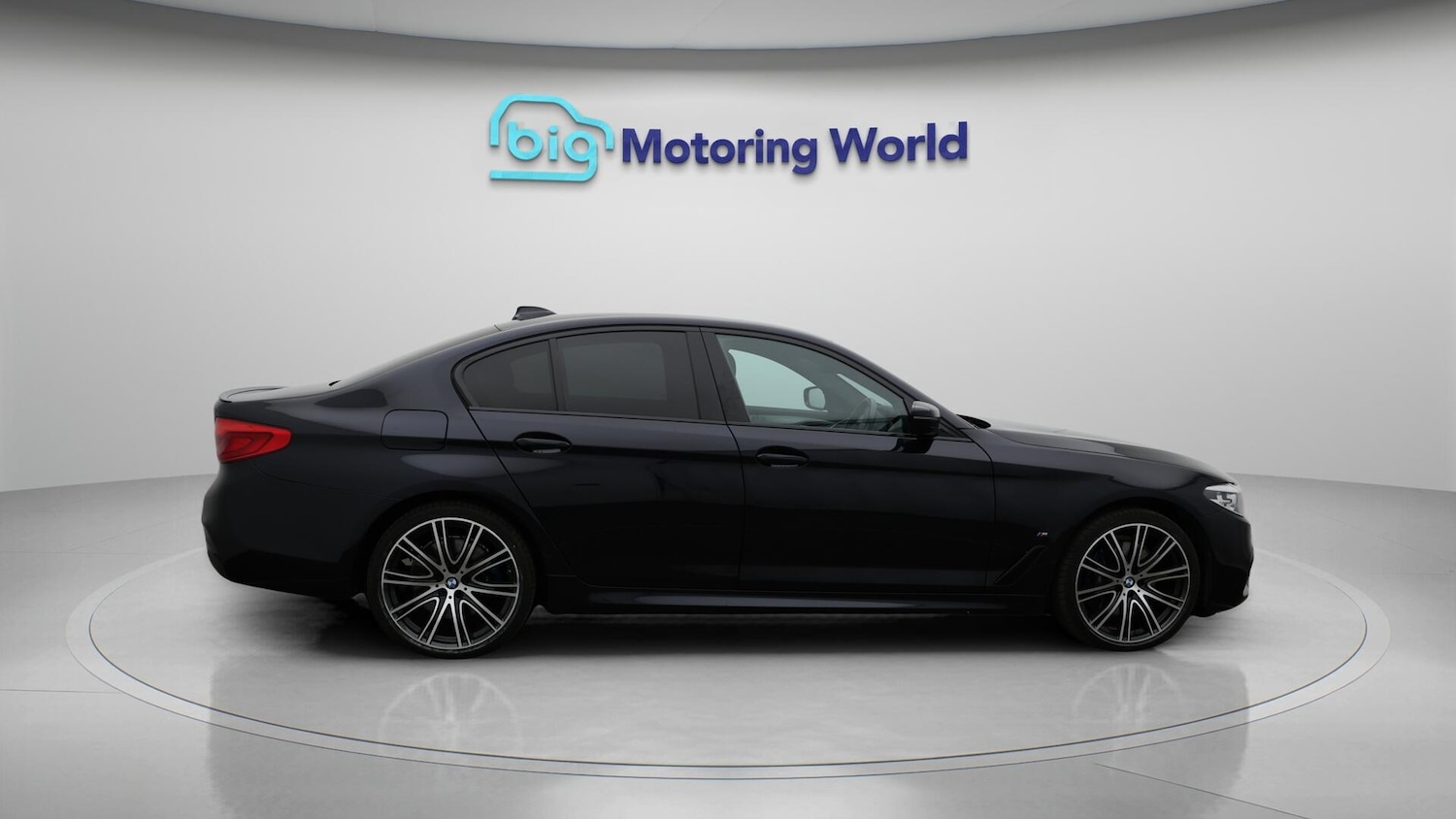 Used BMW 5 Series 2019 for sale - 76408859: Photo 9