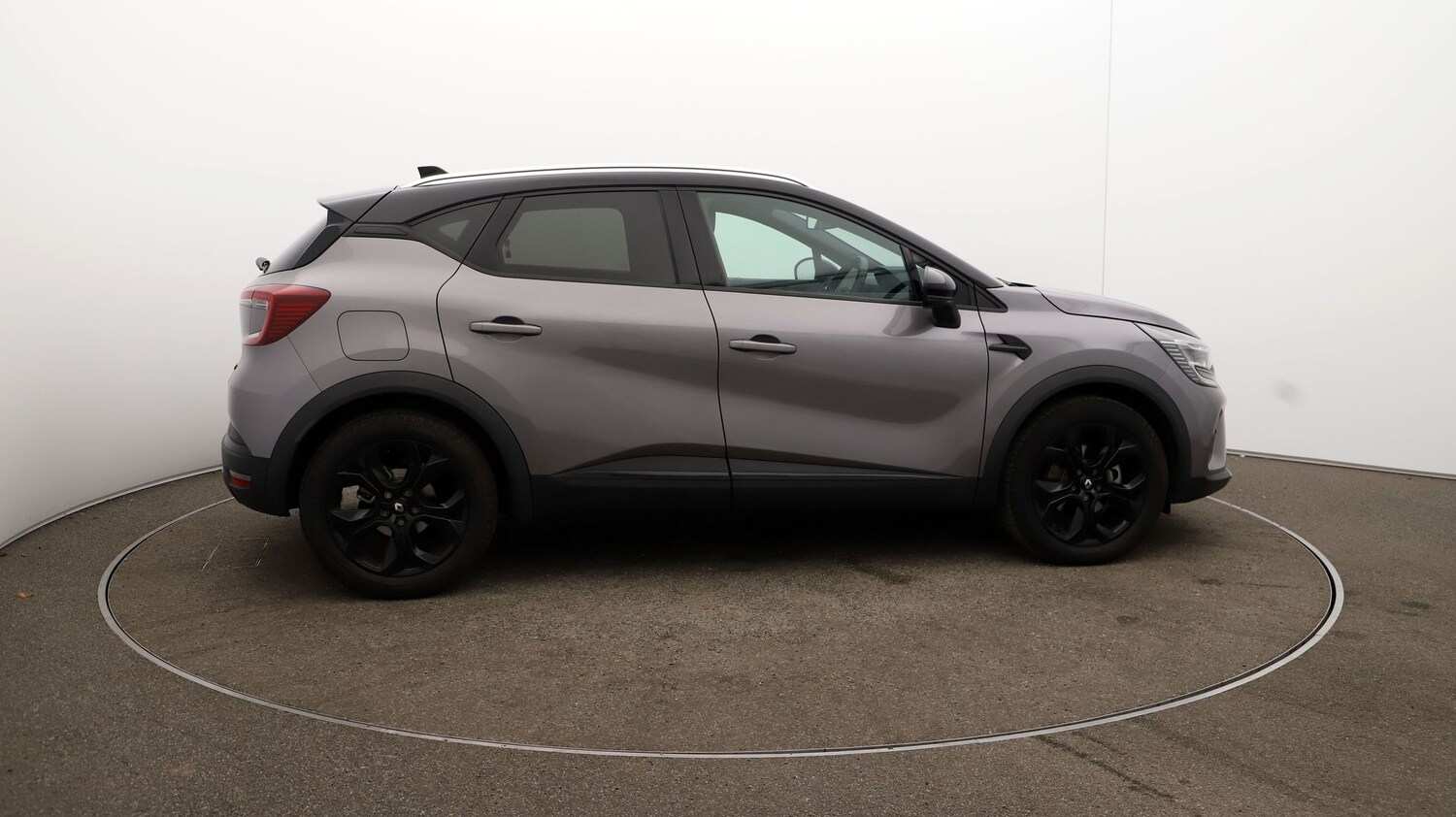 Used Renault Captur for sale - 76809562: Photo 41