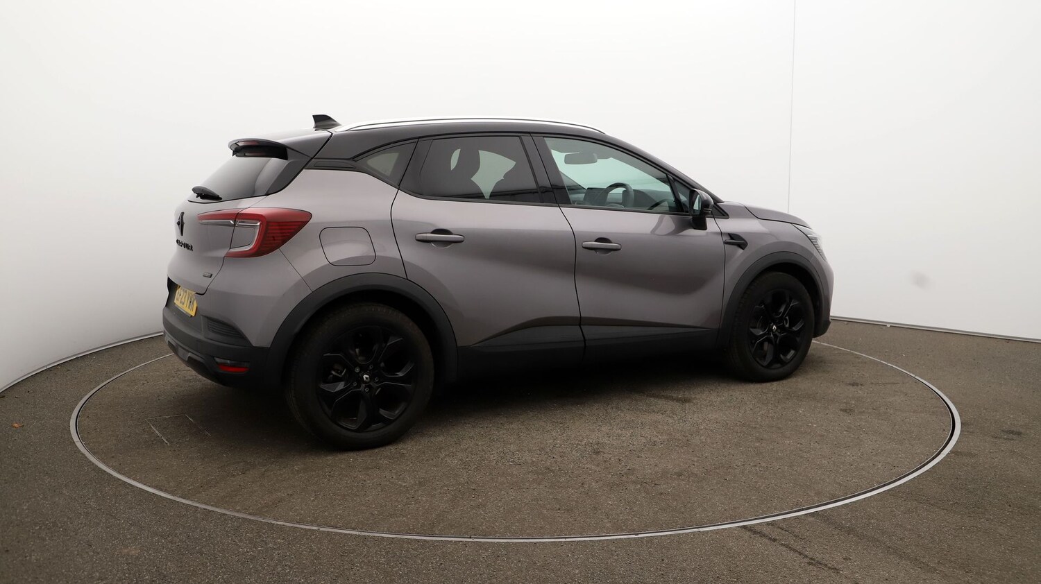 Used Renault Captur for sale - 76809562: Photo 43