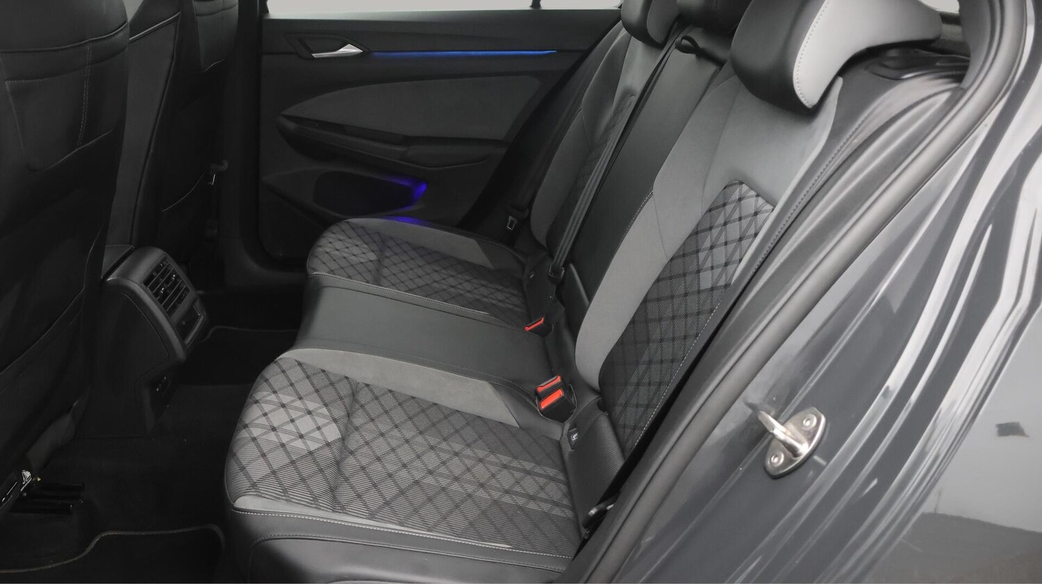 Used Volkswagen Golf 2023 for sale - 76380529: Photo 16