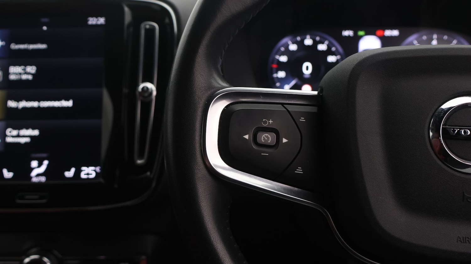 Used Volvo XC40 2020 for sale - 77618582: Photo 25