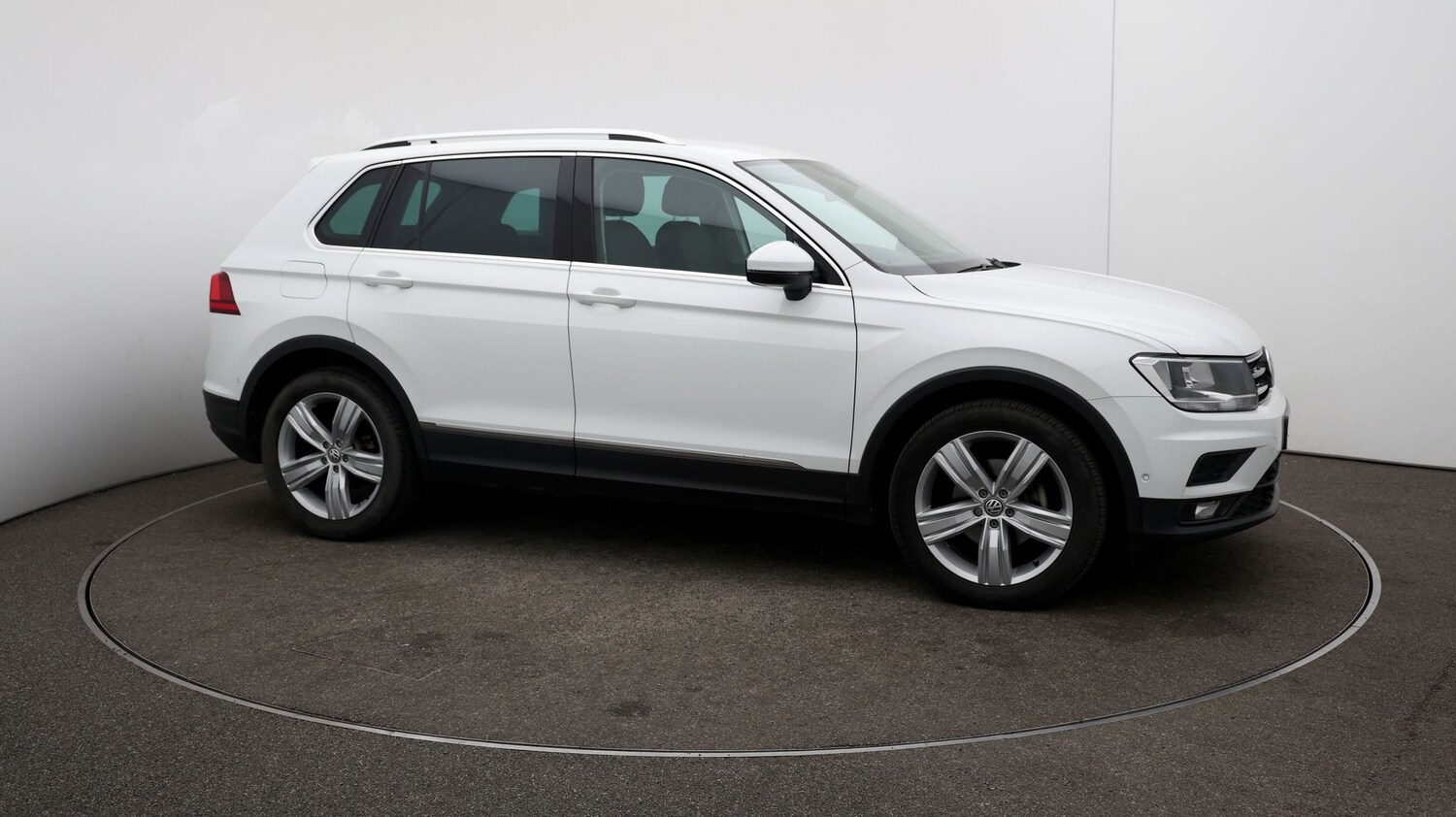 Used Volkswagen Tiguan for sale - 76809930: Photo 37